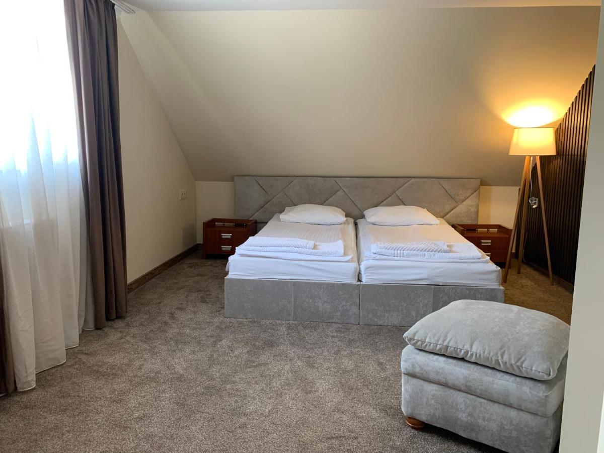 Eduard Hotel 우주고로트 외부 사진
