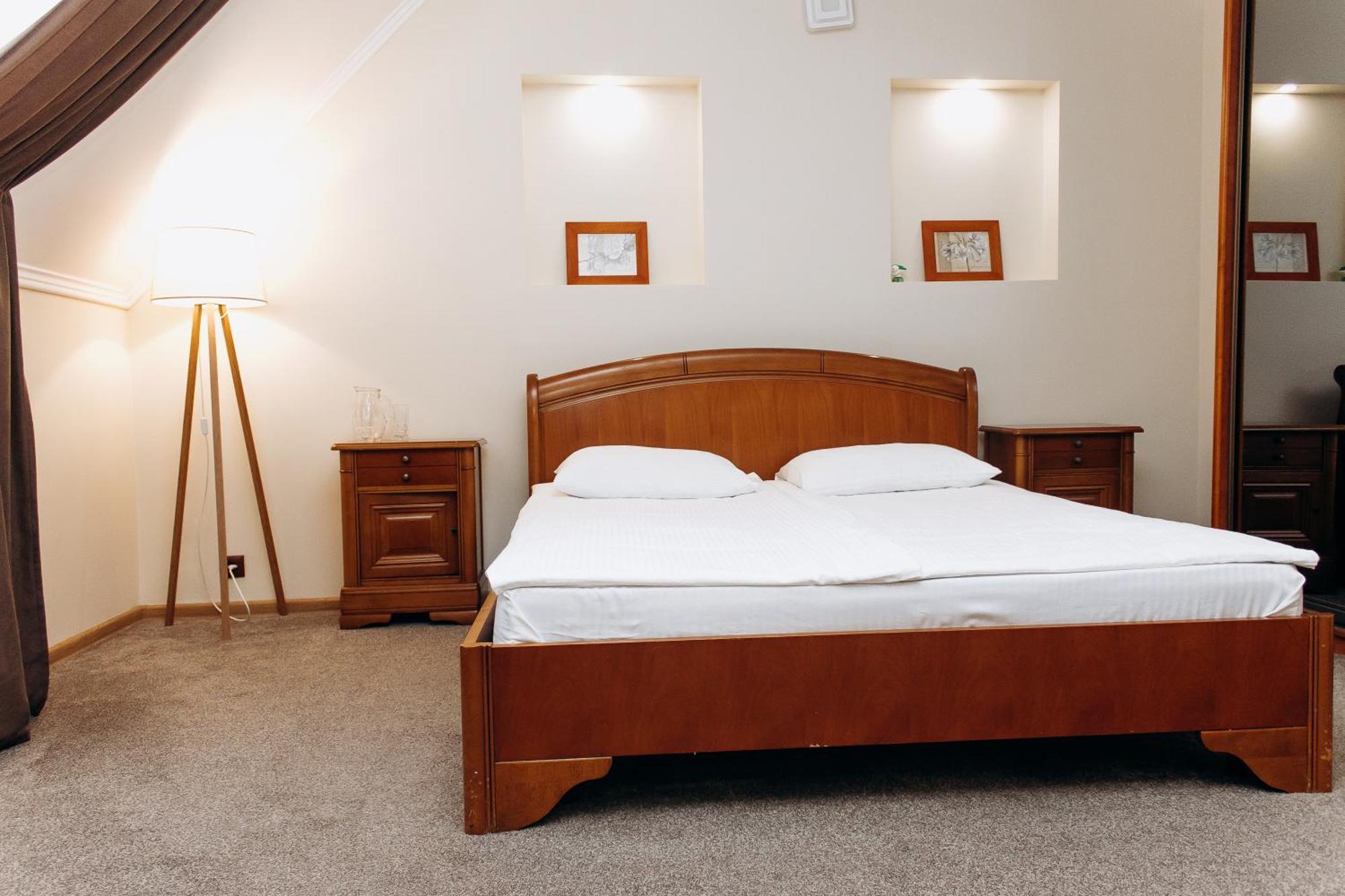 Eduard Hotel 우주고로트 외부 사진