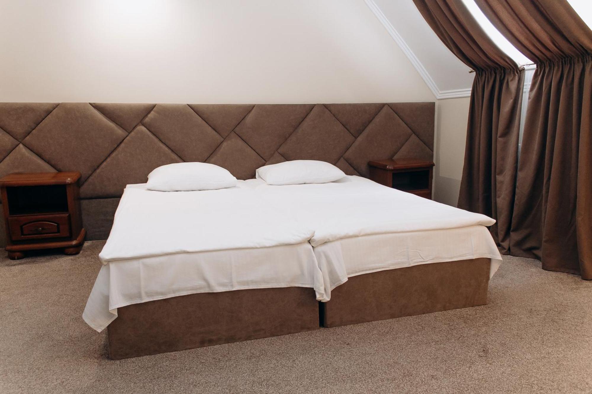 Eduard Hotel 우주고로트 외부 사진